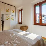 Tellaro, Terra-tetto La Marina شقة
