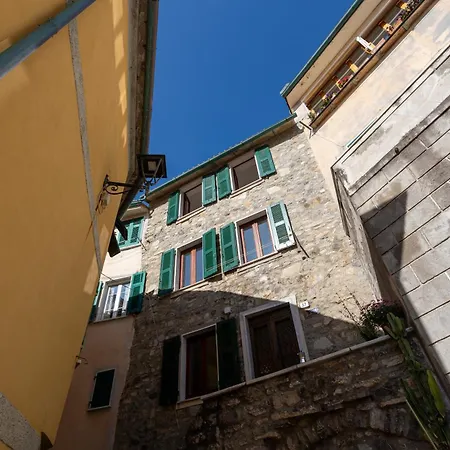 Tellaro, Terra-tetto La Marina Lejlighed
